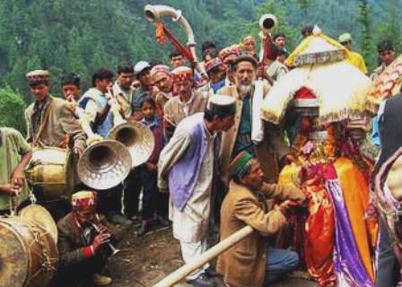 Una Himachal River Festival